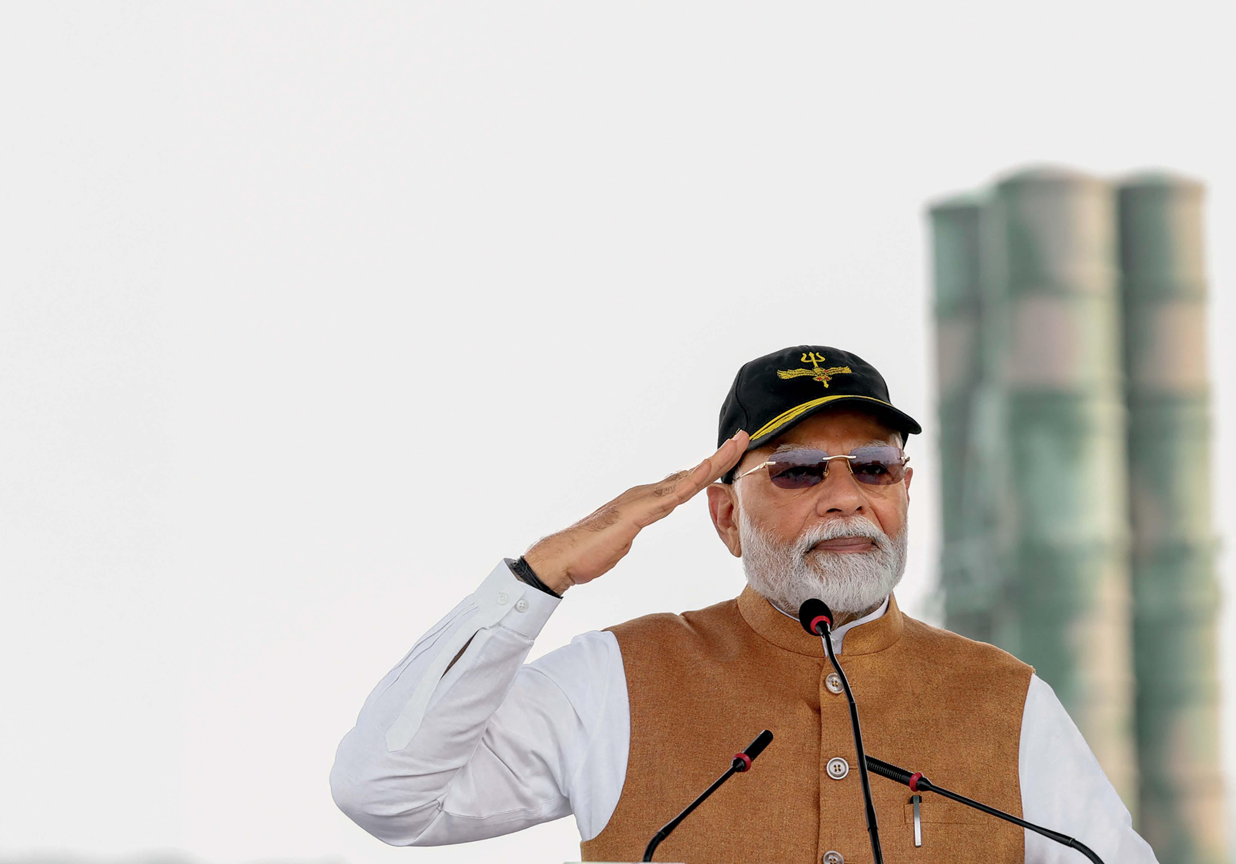खतरे का नया निशान